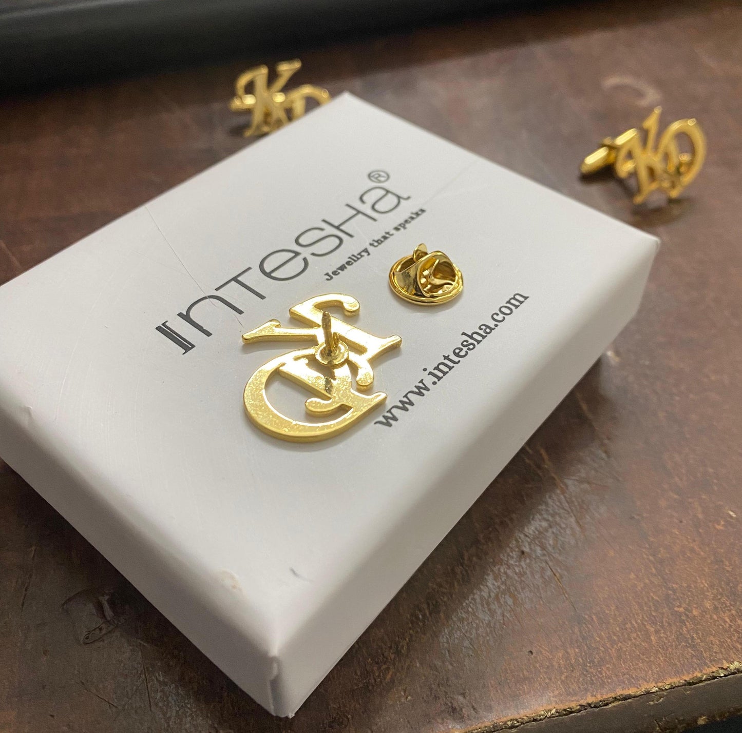 Customize Combo Set Cufflinks for MenLapel Brooch