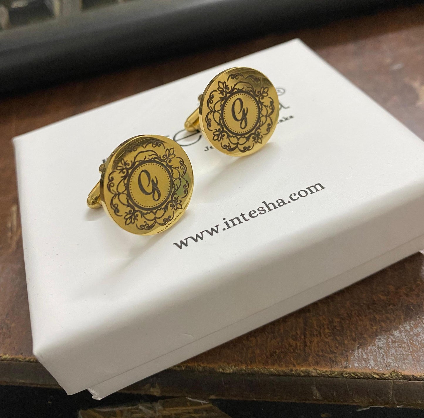 Premium Engraving Initial Name Cufflinks for Men, Set of 1 Pair (2 Pcs)