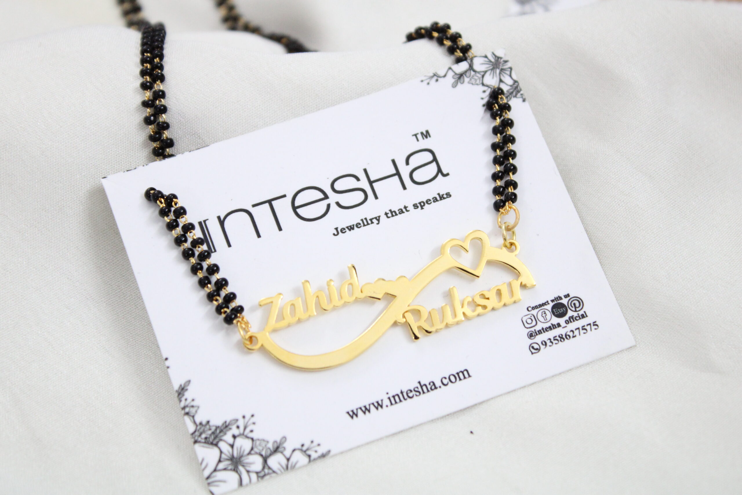 Hubby name clearance mangalsutra